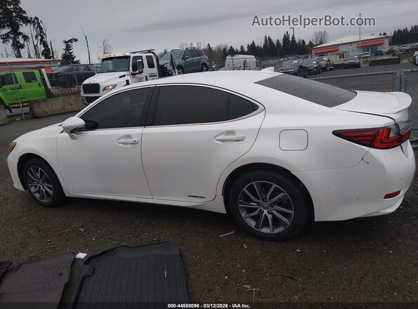 JTHBW1GG1H2145577 2017 LEXUS ES 300H White 