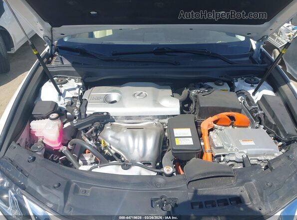 JTHBW1GG8H2147455 2017 LEXUS ES 300H Белый Вид сзади