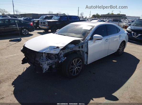 JTHBW1GGXH2141026 2017 LEXUS ES 300H Белый Передняя левая четверть