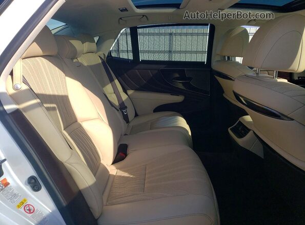 JTHC5LFF3J5001870 2018 LEXUS LS White 
