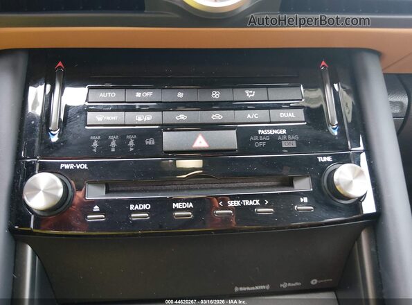 JTHC81F22M5045565 2021 LEXUS IS 300 Серебряный 