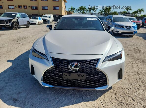 JTHC81F25M5043518 2021 LEXUS IS White Rear view