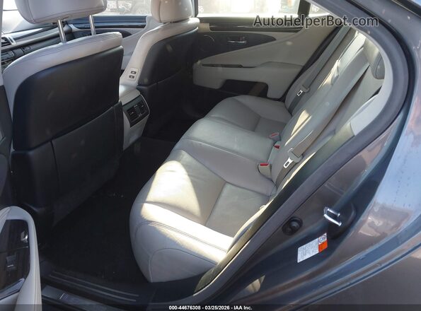JTHCL5EFXG5026728 2016 LEXUS LS 460 Gray VIN կոդի պիտակի տեսք