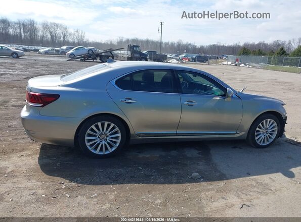 JTHCL5EFXH5028383 2017 LEXUS LS 460 Silver Widok wnętrza z tyłu