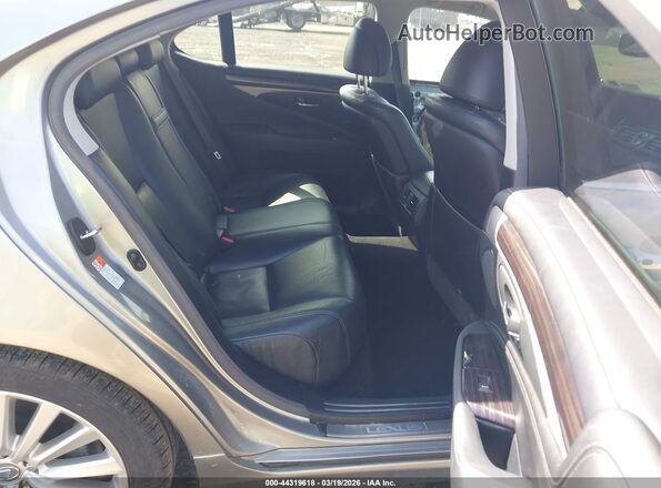 JTHCL5EFXH5028383 2017 LEXUS LS 460 Silver Widok naklejki z numerem VIN