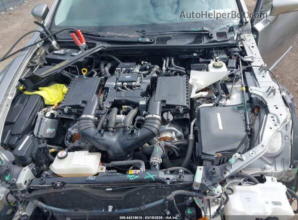 JTHCL5EFXH5028383 2017 LEXUS LS 460 Silver Widok z tyłu