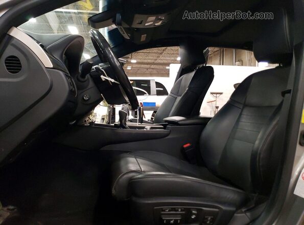 JTHCZ1BL8JA008129 2018 LEXUS GS Silver Widok wnętrza z przodu