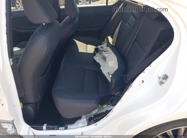 JTHDA1D21P5125519 2023 LEXUS IS 300 White Vista de la etiqueta del VIN