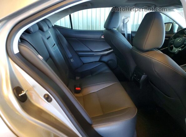 JTHDA1D29L5107103 2020 LEXUS IS Silver Vista de los asientos traseros