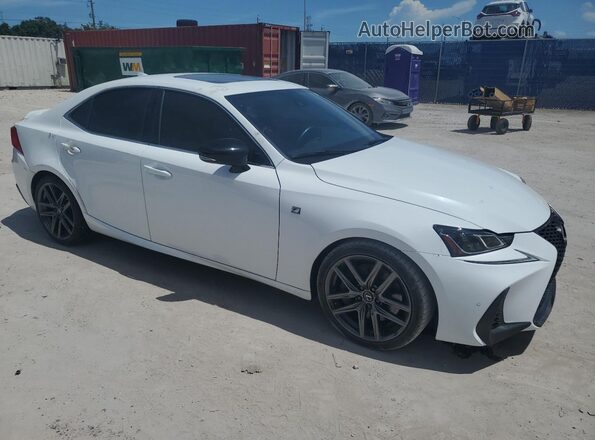 JTHGA1D25L5104552 2020 LEXUS IS Белый Передняя правая четверть