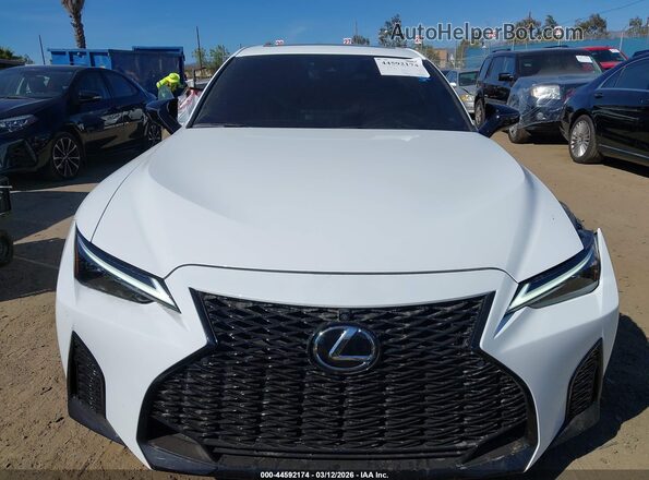 JTHGZ1B26S5092552 2025 LEXUS IS 350 White Vista interior trasera