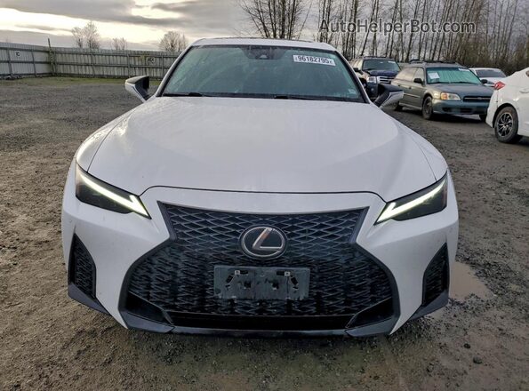 JTHGZ1E26P5029499 2023 LEXUS IS Белый Вид спереди