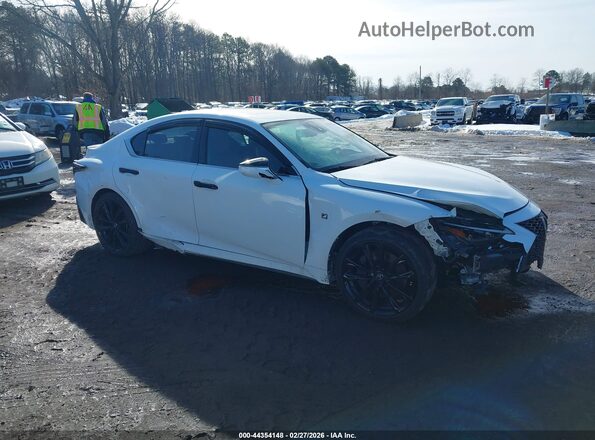 JTHGZ1E2XP5031062 2023 LEXUS IS 350 White Widok wnętrza z tyłu