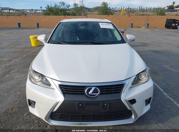 JTHKD5BH2H2291581 2017 LEXUS CT White 