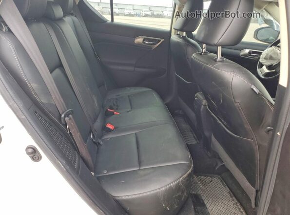 JTHKD5BH3G2276036 2016 LEXUS CT Белый Вид задних сидений