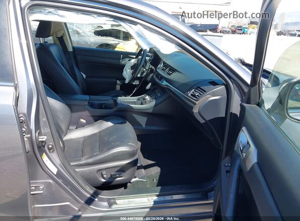 JTHKD5BH8H2288944 2017 LEXUS CT Gray Widok wnętrza z przodu