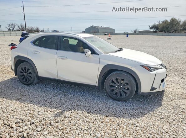 JTHP3JBH7M2040678 2021 LEXUS UX White Front right