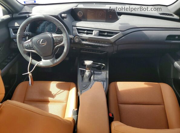 JTHP3JBH7M2040678 2021 LEXUS UX White Dashboard view