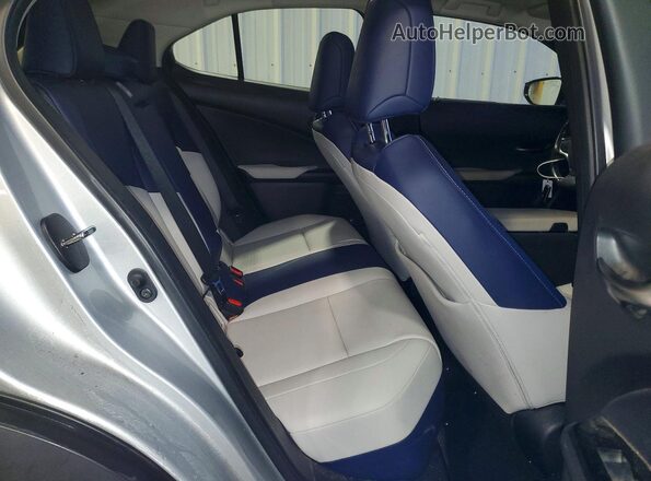 JTHP3JBH8L2023290 2020 LEXUS UX Silver Вид задніх сидінь