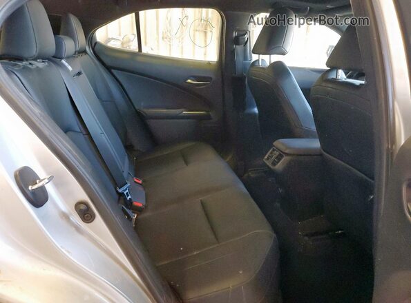 JTHP3JBHXL2031164 2020 LEXUS UX Silver Rear interior view
