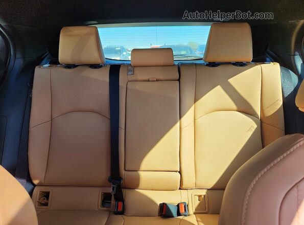 JTHP6JBH6R2174287 2024 LEXUS UX Silver Vista de los asientos traseros
