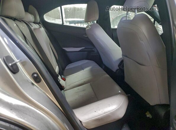JTHP9JBH1M2051965 2021 LEXUS UX Silver 