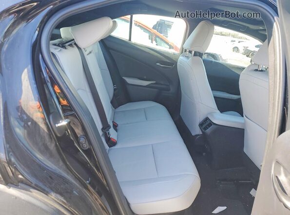 JTHP9JBH4L2023169 2020 LEXUS UX Черный 
