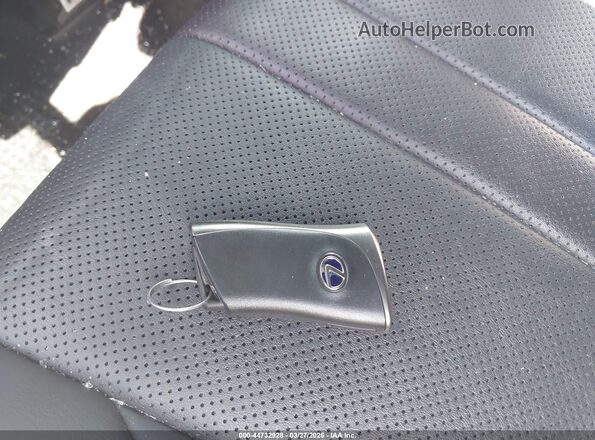 JTHR9JBH5M2052044 2021 LEXUS UX 250H White წინა პანელის ხედი