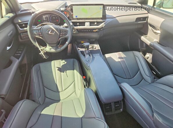 JTHR9JBHXR2079134 2024 LEXUS UX Silver Առջևի վահանակի տեսք