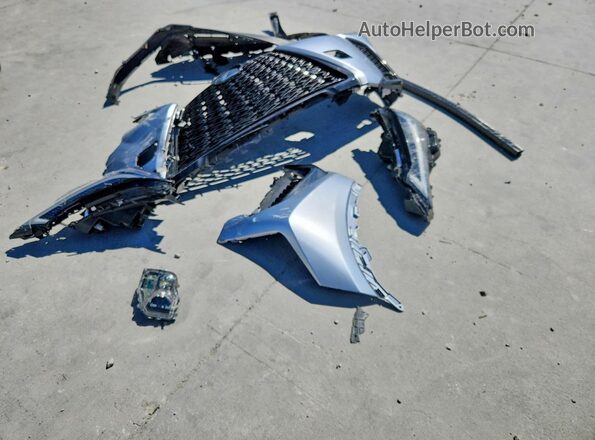 JTHR9JBHXR2079134 2024 LEXUS UX Silver VIN կոդի պիտակի տեսք