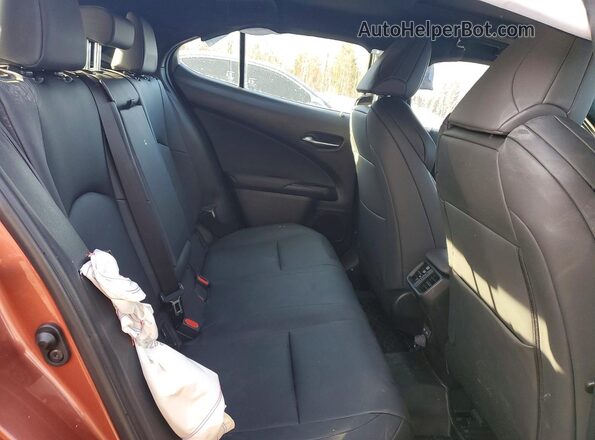JTHUCJDH3S2003155 2025 LEXUS UX Orange უკანა სალონის ხედი