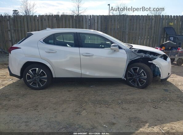 JTHUCJDH5S2008745 2025 LEXUS UX 300H White 360 interior view