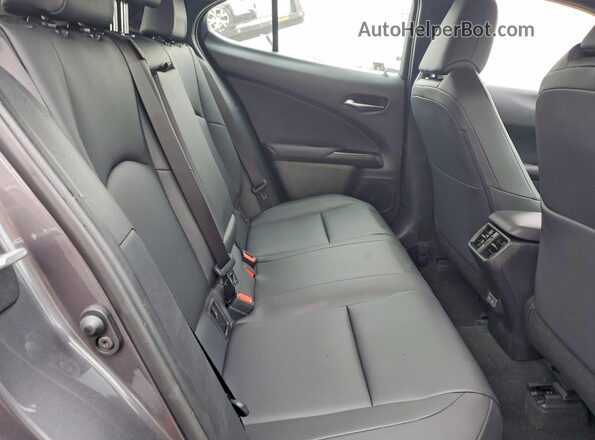 JTHUCJDH6S2012285 2025 LEXUS UX Gray Widok tylnych siedzeń