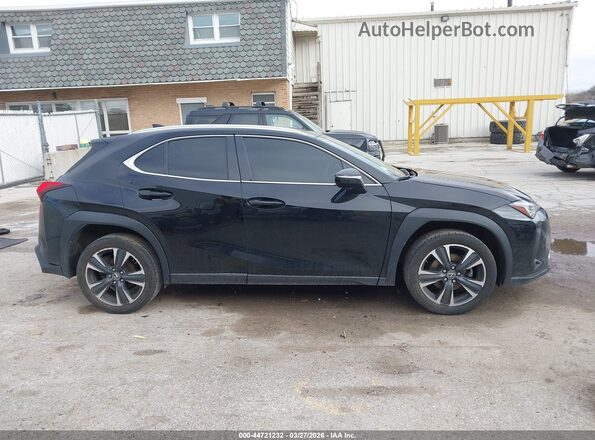JTHX3JBH3N2056135 2022 LEXUS UX 200 Black Widok wnętrza z tyłu