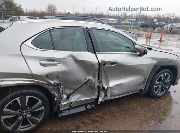 JTHX3JBH9L2031446 2020 LEXUS UX 200 Серый Вид спереди