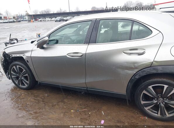 JTHX3JBH9L2031446 2020 LEXUS UX 200 Серый 