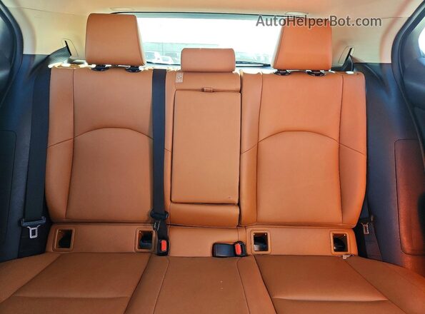 JTHY3JBH4K2003931 2019 LEXUS UX Silver 