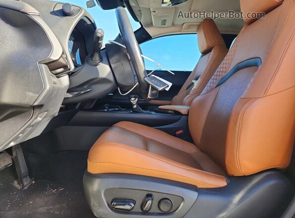 JTHY3JBH4K2003931 2019 LEXUS UX Silver 
