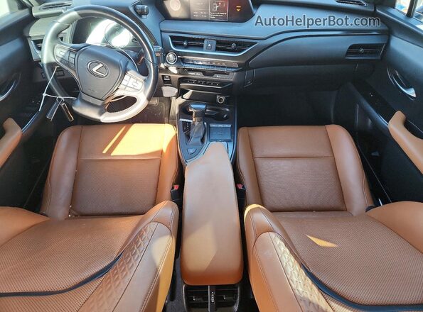 JTHY3JBH4K2003931 2019 LEXUS UX Silver 