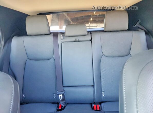 JTJAAAAB1PA019729 2023 LEXUS RZ White Vista de los asientos traseros