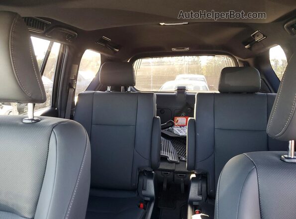 JTJAM7BX1P5364126 2023 LEXUS GX Tan Widok tylnych siedzeń