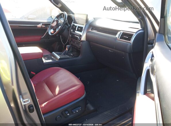 JTJAM7BX3P5384863 2023 LEXUS GX 460 Gray Vista interior delantera