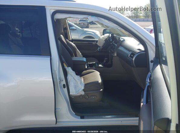 JTJAM7BX6P5366065 2023 LEXUS GX 460 White Սալոնի դիմացի տեսք