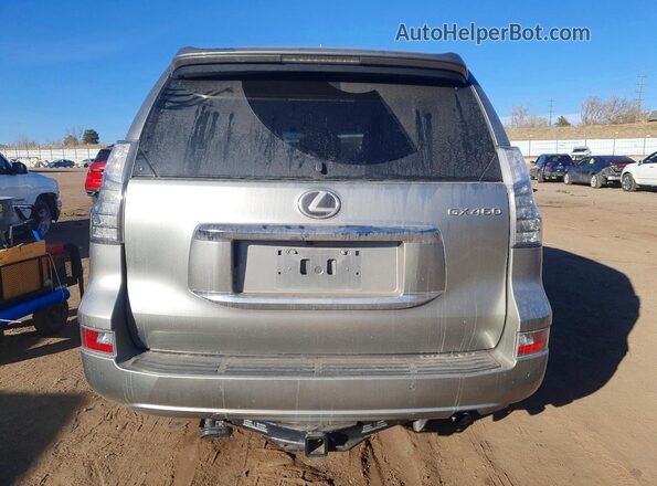 JTJAM7BX6P5381682 2023 LEXUS GX Silver Вид ззаду