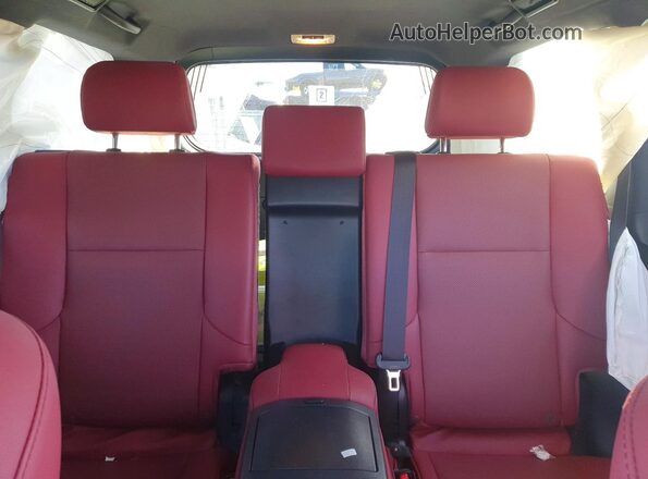JTJAM7BX6P5381682 2023 LEXUS GX Silver Вид задніх сидінь