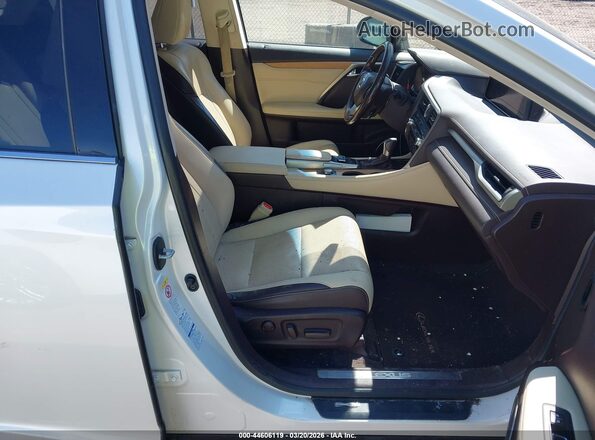 JTJBZMCA7H2016588 2017 LEXUS RX 350 White Front interior view