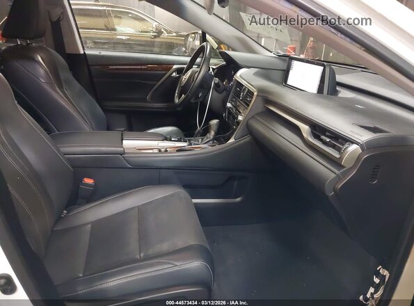 JTJDZKCA0J2000462 2018 LEXUS RX 350L White Widok wnętrza z przodu
