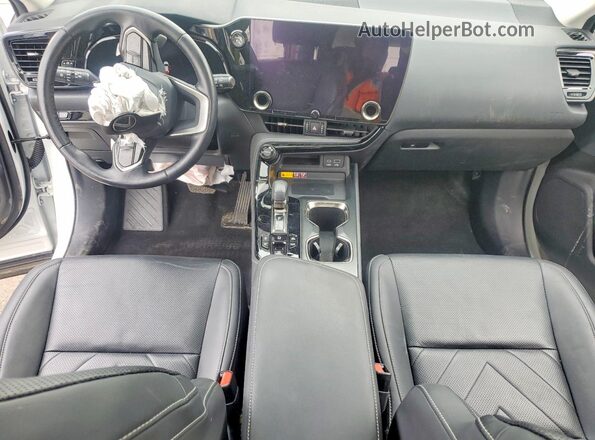 JTJHKCFZ5P2015772 2023 LEXUS NX White Առջևի վահանակի տեսք