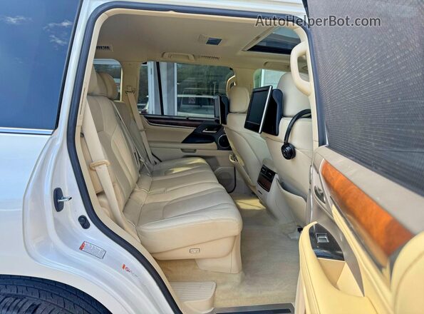 JTJHY7AX0G4198272 2016 LEXUS LX White Սալոնի դիմացի տեսք