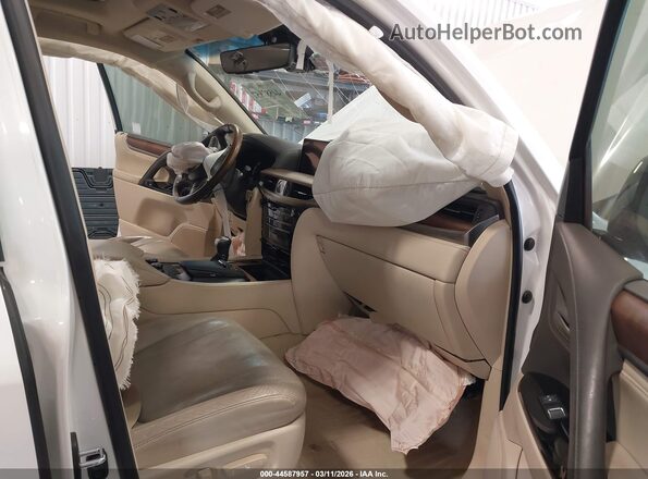 JTJHY7AX0H4233989 2017 LEXUS LX 570 White Vista interior delantera